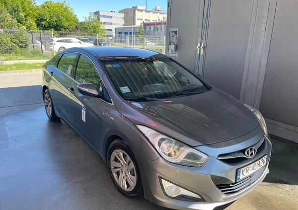 Hyundai i40 cena 18000 przebieg: 360000, rok produkcji 2013 z Kraków małe 106